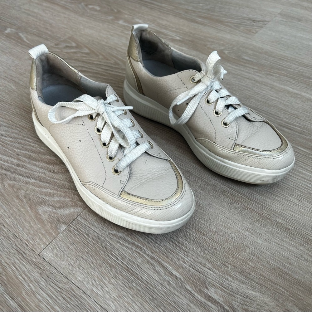 Naturalizer Cream and Gold Sneakers